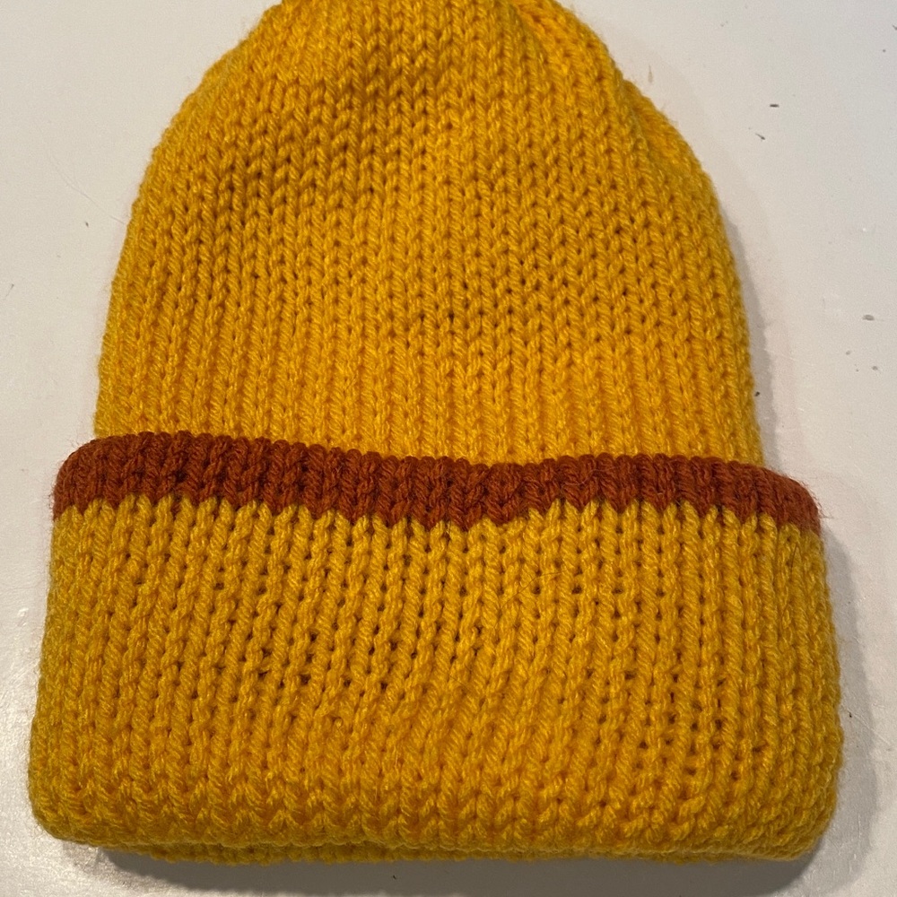 NWOT Hand-knit Winter Hat